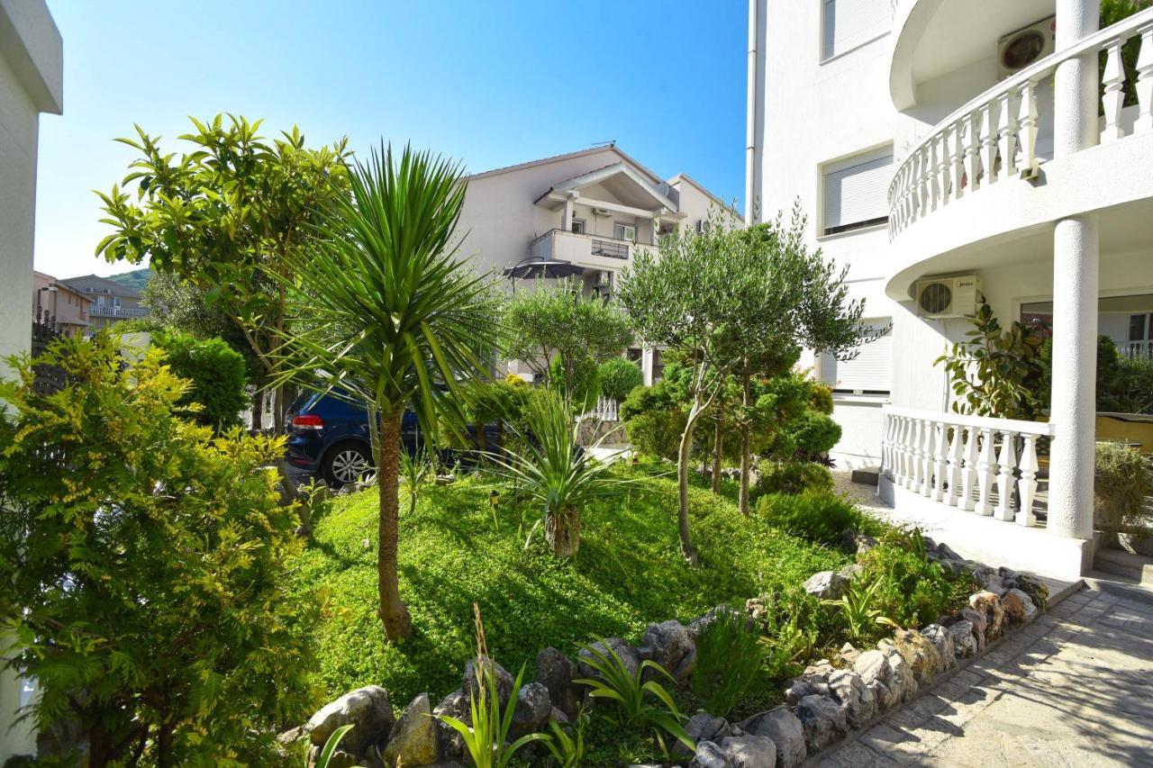 Apartments Adok Budva Exterior photo