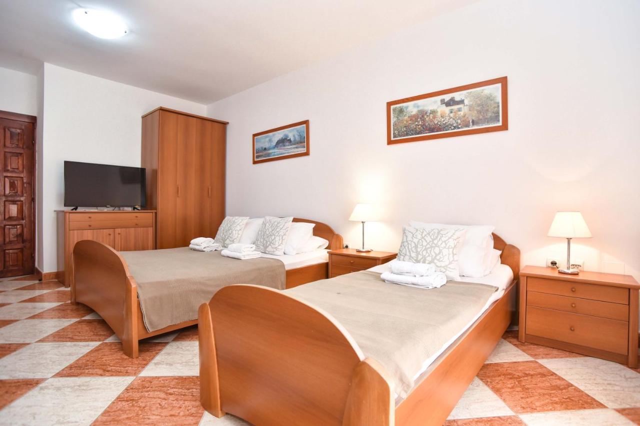 Apartments Adok Budva Exterior photo